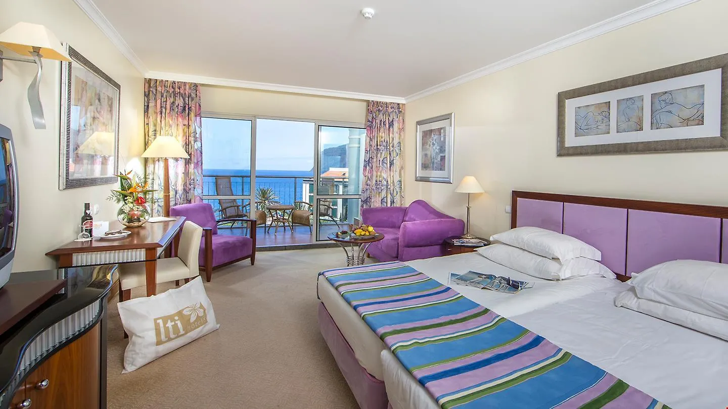 Pestana Grand Ocean Resort Hotel Funchal  5*, Funchal (Madeira)