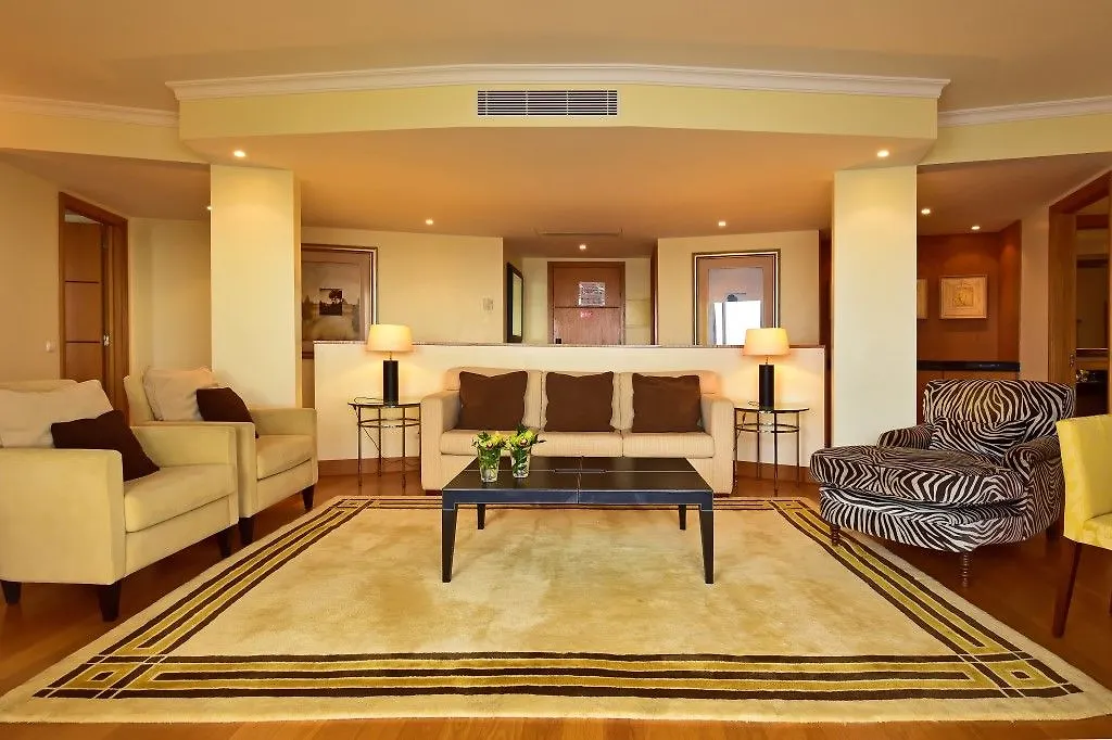 Pestana Grand Ocean Resort Hotel Funchal  5*, Funchal (Madeira)