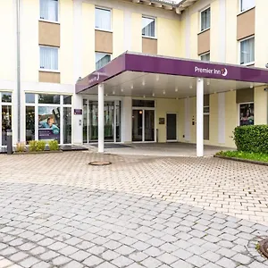 Szálloda Premier Muenchen Airport Ost