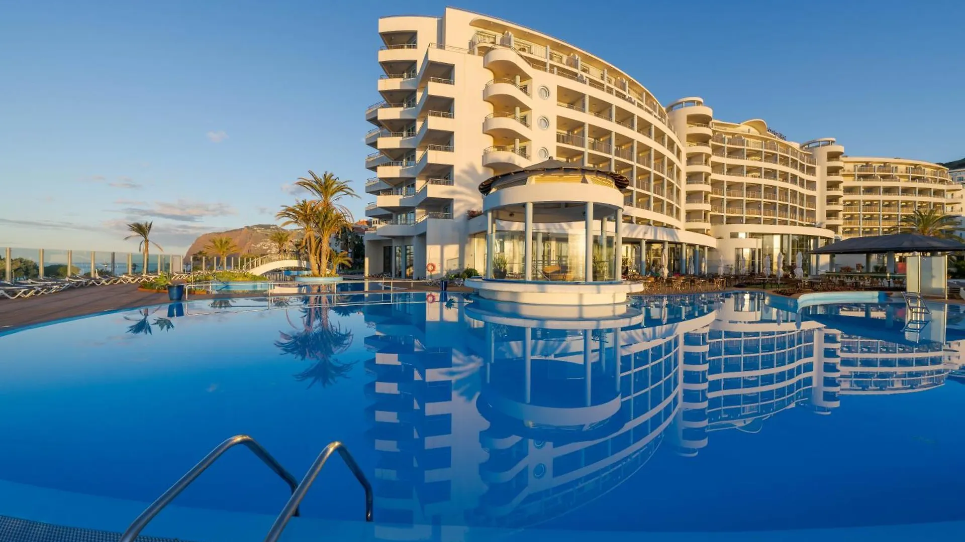 Pestana Grand Ocean Resort Hotel Funchal